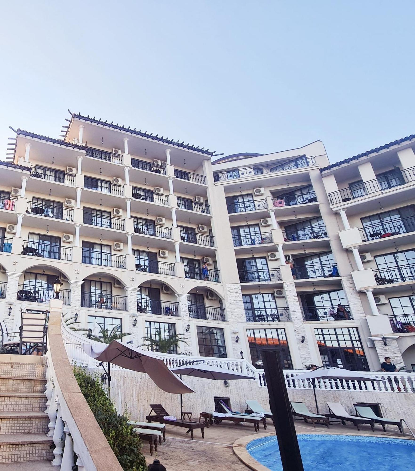 Apartment Almi - The Cliff Obzor Ngoại thất bức ảnh