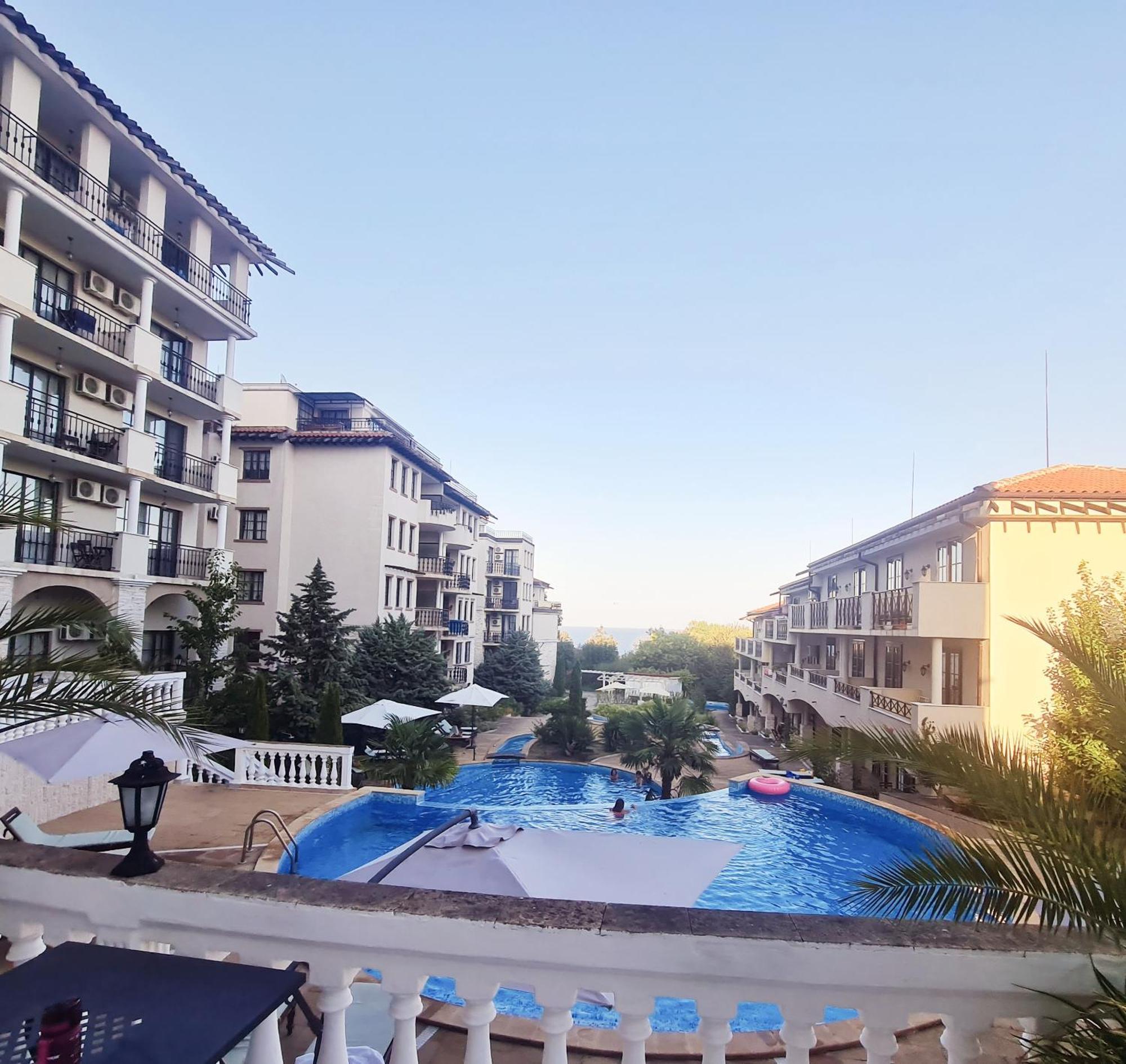 Apartment Almi - The Cliff Obzor Ngoại thất bức ảnh